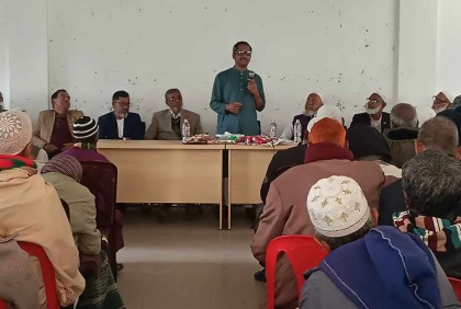 মুক্তিযোদ্ধাদের সাথে পঞ্চগড় ১ আসনের নৌকা প্রার্থীর মতবিনিময় 
