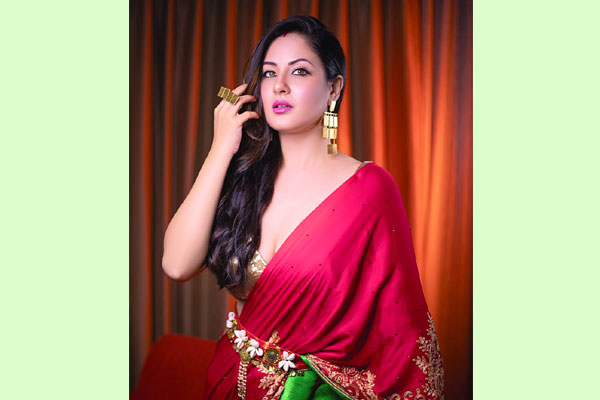 কটূক্তির শিকার পূজা