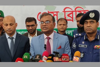 নিজস্ব চাপের মধ্যেই আছি, আর কারোর চাপ নেই : ইসি আনিছুর

