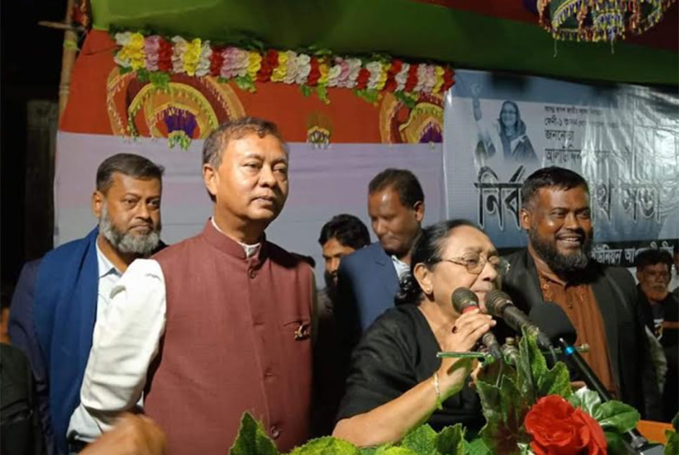 শিরীন আখতারকে নিয়ে গণসংযোগে আলাউদ্দিন নাসিম