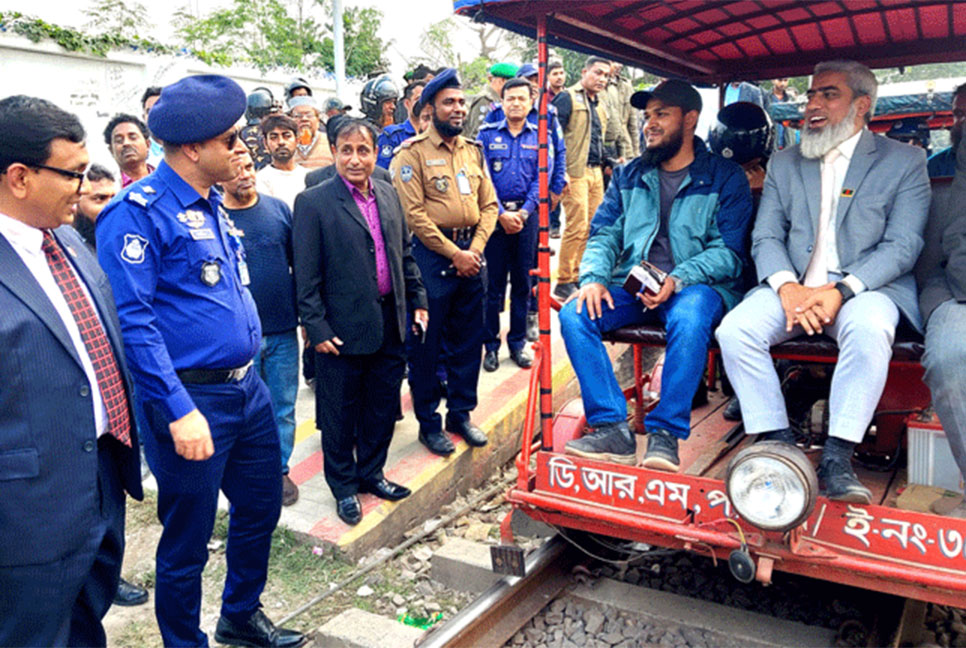 নাটোরে রেলে নাশকতারোধে পর্যবেক্ষণ