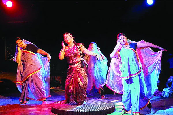 বড়দিনে রবীন্দ্রনাথ ঠাকুরের ‘চিত্রাঙ্গদা’