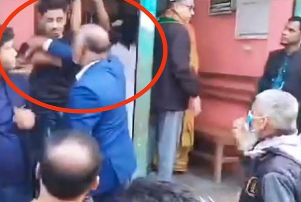 অর্থমন্ত্রীর ছোট ভাইকে এবার আদালতের শোকজ