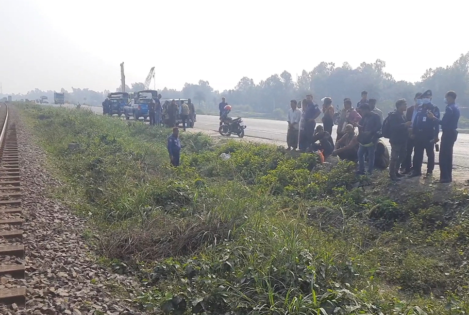টাঙ্গাইলে ট্রেনে কাটা পড়ে আনসার সদস্যের মৃত্যু