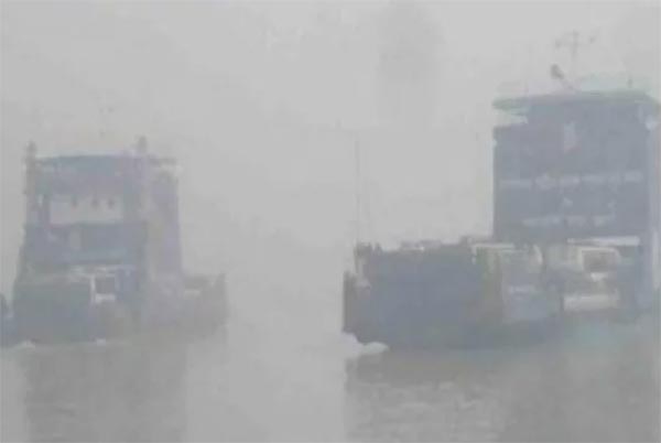 কুয়াশার কারণে শরীয়তপুর-চাঁদপুর রুটে ফেরি চলাচল বন্ধ