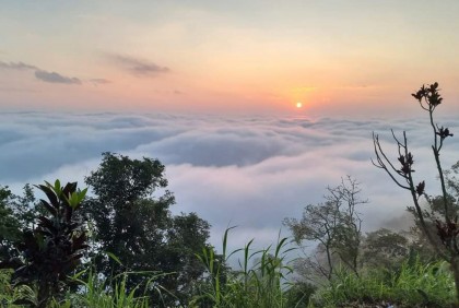 রূপ-বৈচিত্র্যে ভরপুর ফুরামন পাহাড়