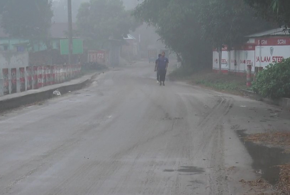 শীতে যবুথবু নীলফামারী