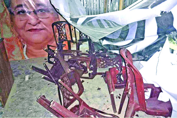 আগুন হামলা ভাঙচুর চলছেই