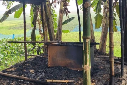 ভাঙ্গায় নৌকার ক্যাম্প পুড়িয়ে দেওয়ার অভিযোগ