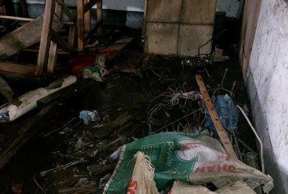 শেরপুরে ভোটকেন্দ্রে আগুন