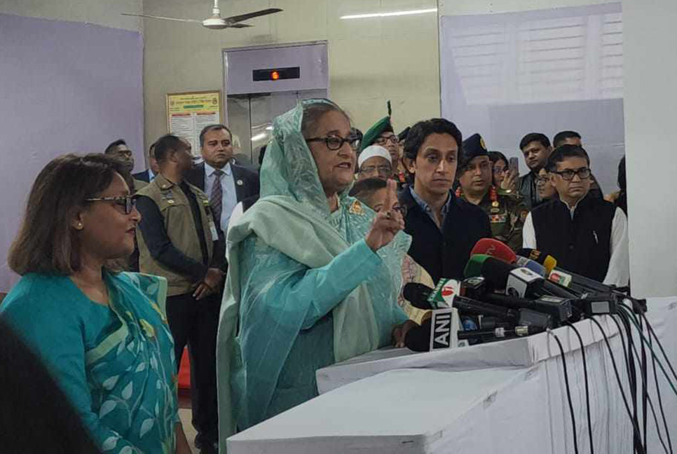 অনেক বাধা-বিপত্তির পরও ভোটের পরিবেশ তৈরি করতে পেরেছি : শেখ হাসিনা