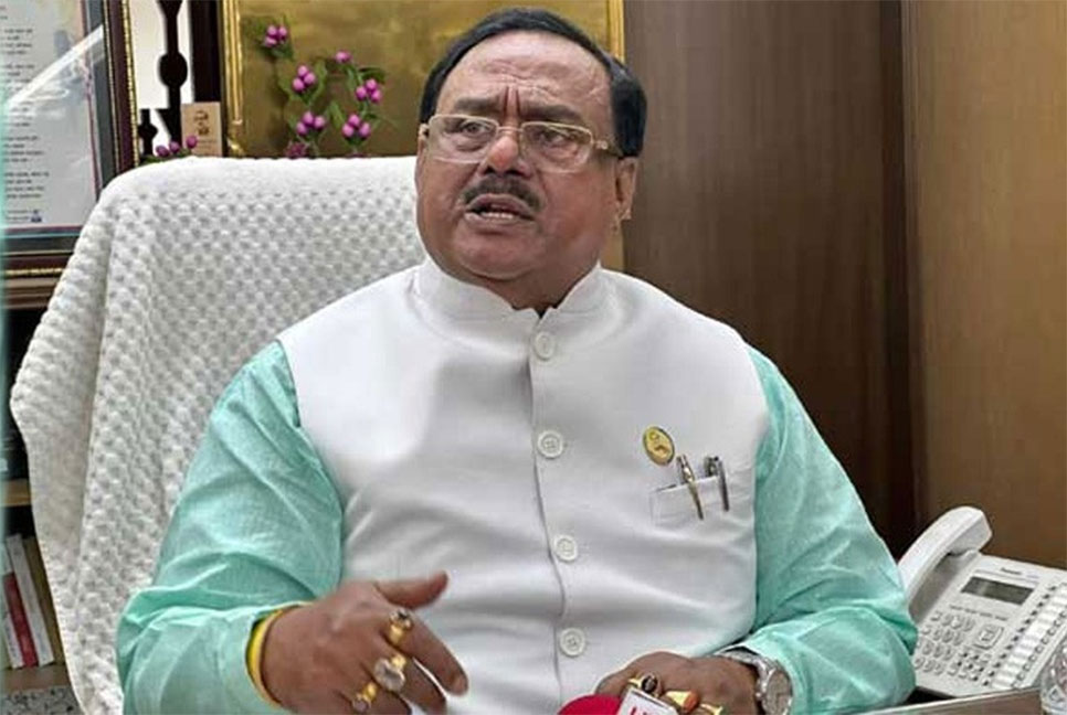 নওগাঁ-১ আসনে সাধন চন্দ্র মজুমদার বিজয়ী