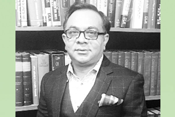 চোরে চোরে মাসতুতো ভাই