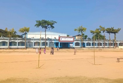 রাঙামাটিতে আধা বেলা ভোটার শূন্য কেন্দ্র