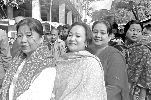 ভোট উৎসবে মেতেছিল পাহাড়