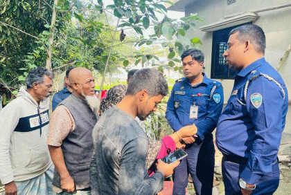 বেগমগঞ্জে যুবককে গলা কেটে হত্যা, আটক ২