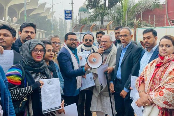 জনগণের ভোটাধিকার নিয়ে ছিনিমিনি খেলছে সরকার: রিজভী