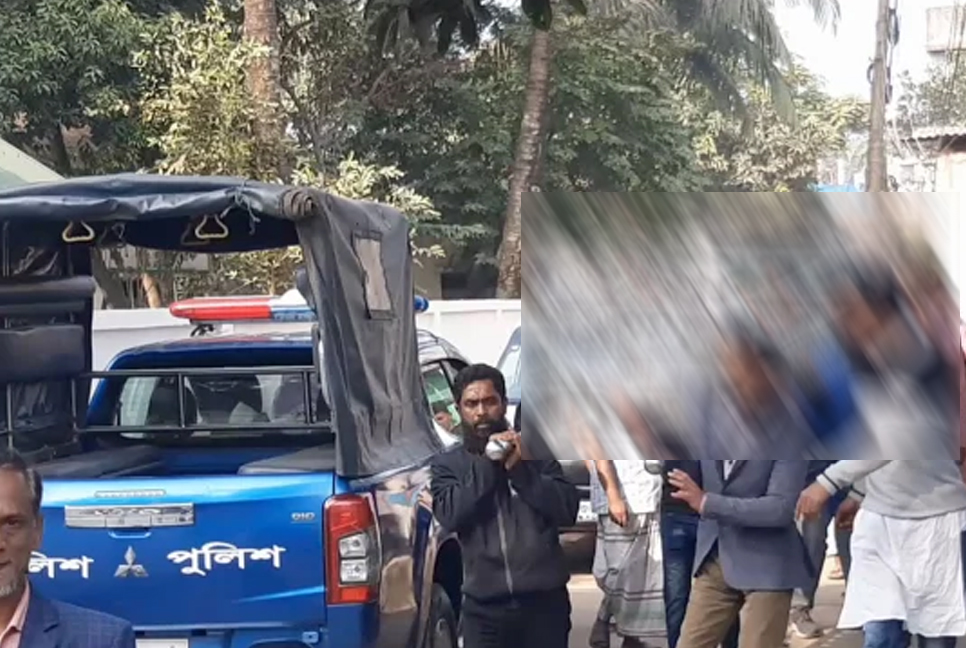 নেত্রকোনায় বৃদ্ধাকে হত্যা, নাতিসহ আটক তিন