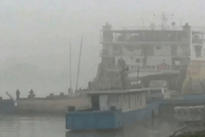 শরীয়তপুর-চাঁদপুর রুটে ফেরি চলাচল বন্ধ