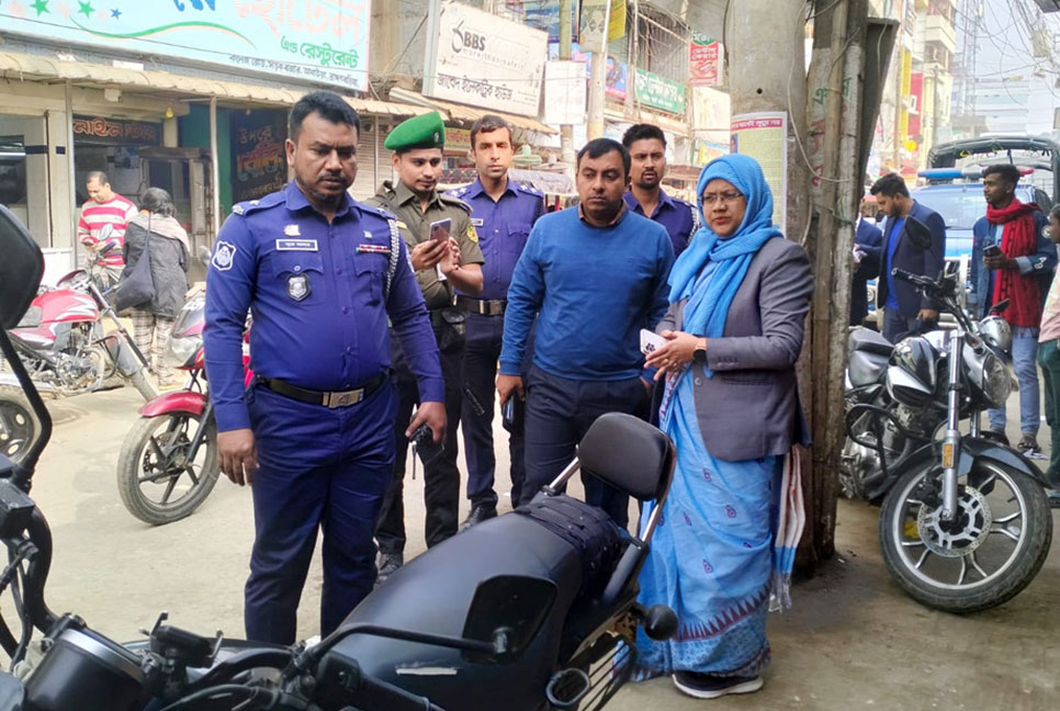 আখাউড়ায় ১৫ মোটরসাইকেল মালিককে জরিমানা