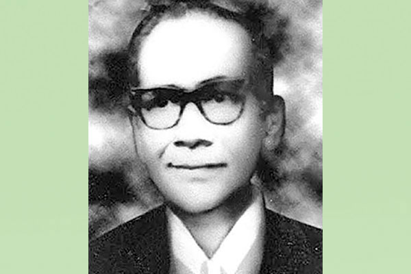জাদুকরী ব্যক্তিত্ব বিচারপতি মোরশেদ