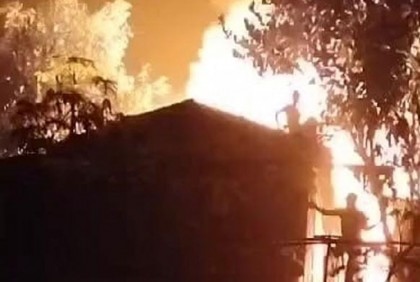 পাঁচদিনের ব্যবধানে রোহিঙ্গা ক্যাম্পে আবারও আগুন
