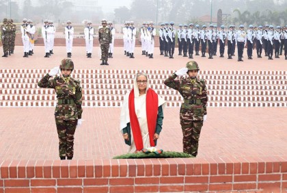 স্মৃতিসৌধে প্রধানমন্ত্রী ও নতুন মন্ত্রিসভার সদস্যদের শ্রদ্ধা