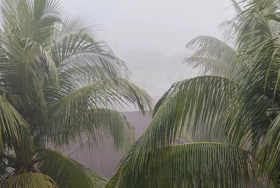 কনকনে শীতের মাঝেই বরগুনায় বৃষ্টি

