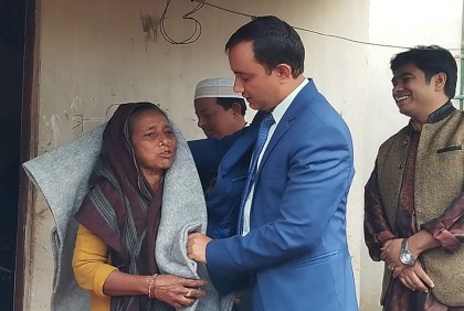 ব্রাহ্মণবাড়িয়ায় আশ্রয়ণ প্রকল্পে কম্বল বিতরণ