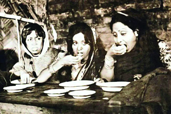 ববিতার মুখে যত গল্প