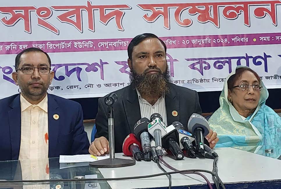 লক্কড়-ঝক্কড় বাস উচ্ছেদ করে ৫ হাজার উন্নতমানের বাস নামানোর দাবি