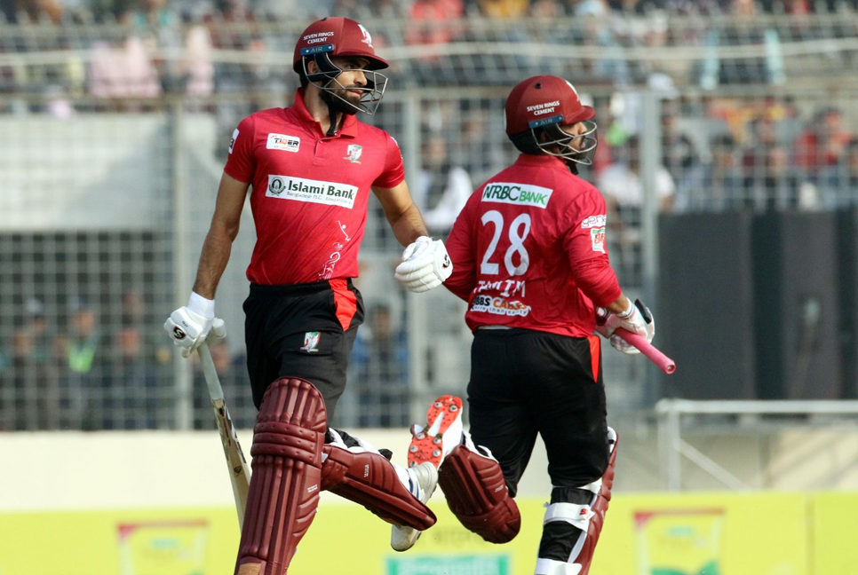 জয় দিয়ে বিপিএল শুরু বরিশালের