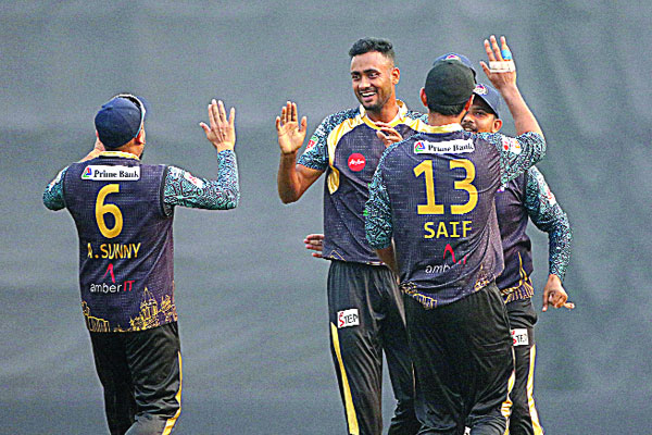 শরিফুলের হ্যাটট্রিক