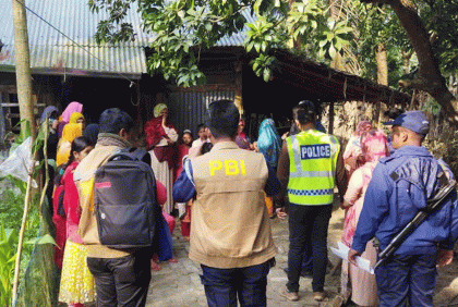 মোরেলগঞ্জে বৃদ্ধার লাশ উদ্ধার, মেয়েসহ আটক ২