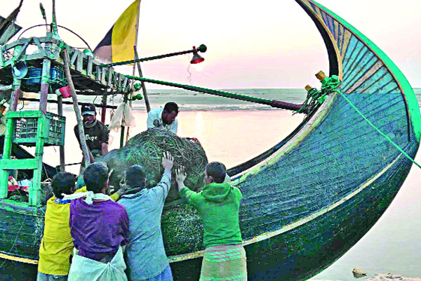 এগোচ্ছে না ব্লু-ইকোনমি