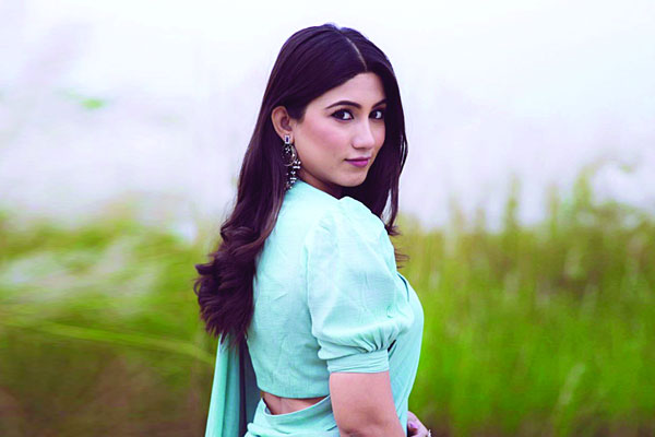 বিয়ে আলোচনায় সাফা