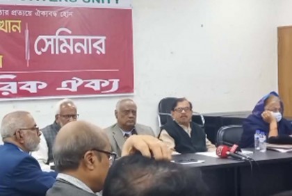 সরকার আন্তর্জাতিক মহলে নিজেদের বিশ্বাসযোগ্যতা নষ্ট করেছে : মান্না