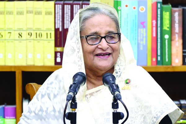 সংসদে স্বতন্ত্র হিসেবেই ভূমিকা
