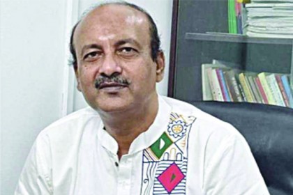 পুরস্কার ফেরত দেওয়া জাকির তালুকদারকে ‘ধন্যবাদ’ দিলেন বাংলা একাডেমির মহাপরিচালক