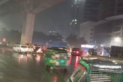 মাঘের মাঝরাতে রাজধানীতে বৃষ্টি 

