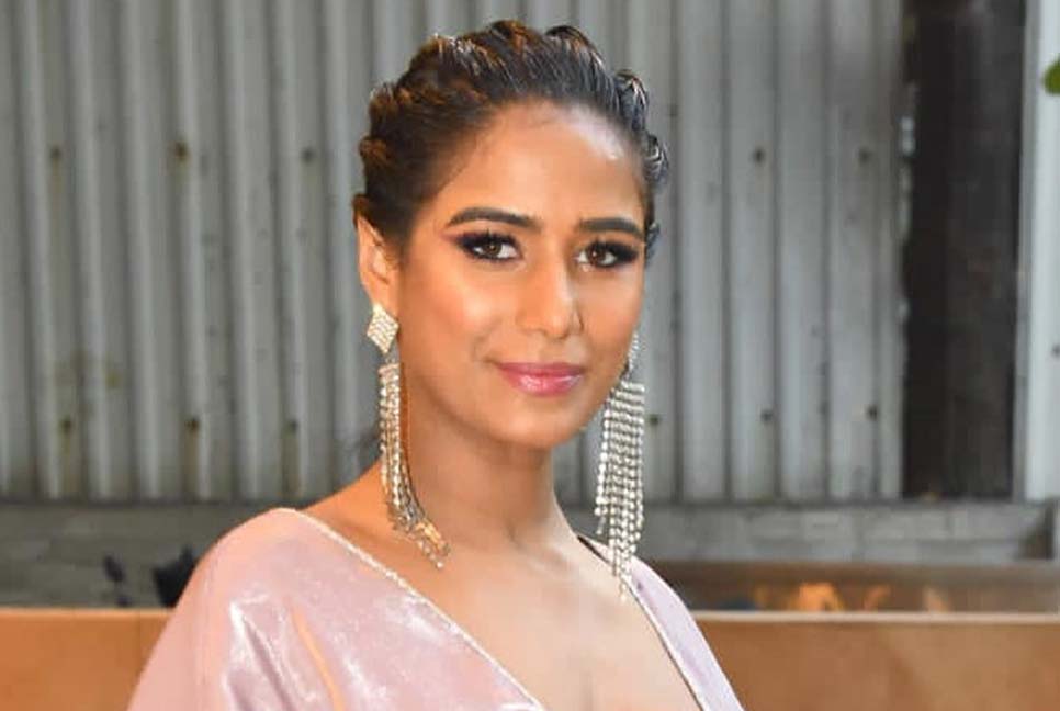 পুনম পান্ডের মৃত্যুর খবর নিয়ে ধোঁয়াশা