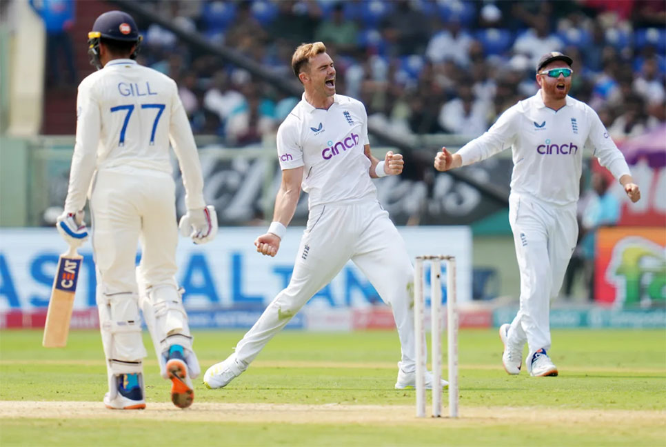 ৪১ পেরিয়ে নতুন রেকর্ড গড়লেন অ্যান্ডারসন