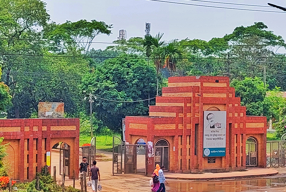জাবিতে ধর্ষণের ঘটনায় অভিযুক্তদের বহিষ্কার 