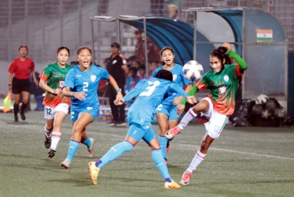 ভারতকে হারিয়ে সাফের ফাইনালে বাংলাদেশ

