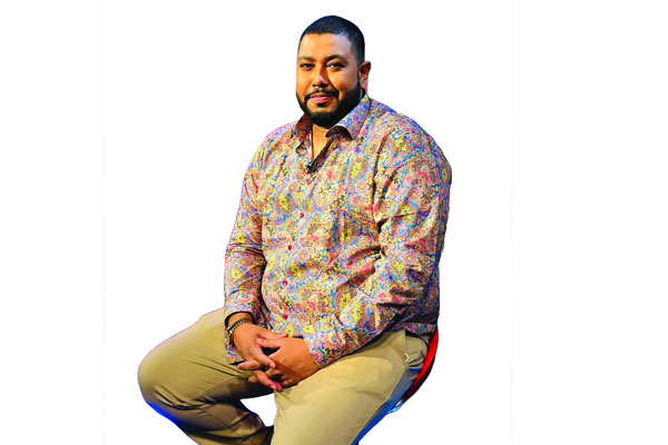 স্টেজ শো নিয়েই ব্যস্ততা এখন