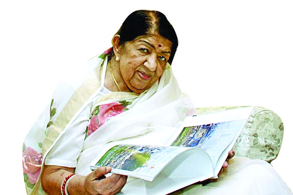 নাইটিঙ্গেল অব ইন্ডিয়ার বিদায়ের দিন