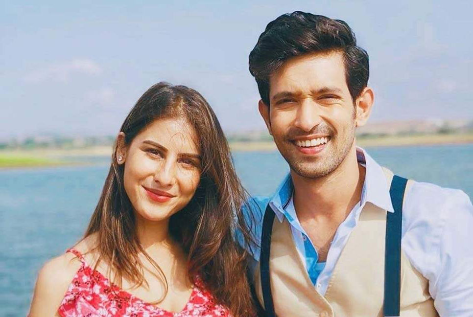 বাবা হলেন ‘টুয়েলভথ ফেলে’র বিক্রান্ত ম্যাসি