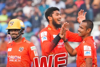 মঈনের হ্যাটট্রিকে ধরাশায়ী চট্টগ্রাম, কুমিল্লা জিতল ৭৩ রানে