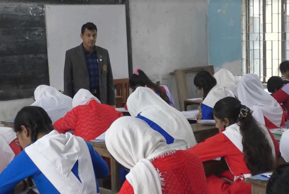 যশোর বোর্ডে এক লাখ ৬২ হাজার ৭ শিক্ষার্থী বসলো এসএসসি পরীক্ষায়