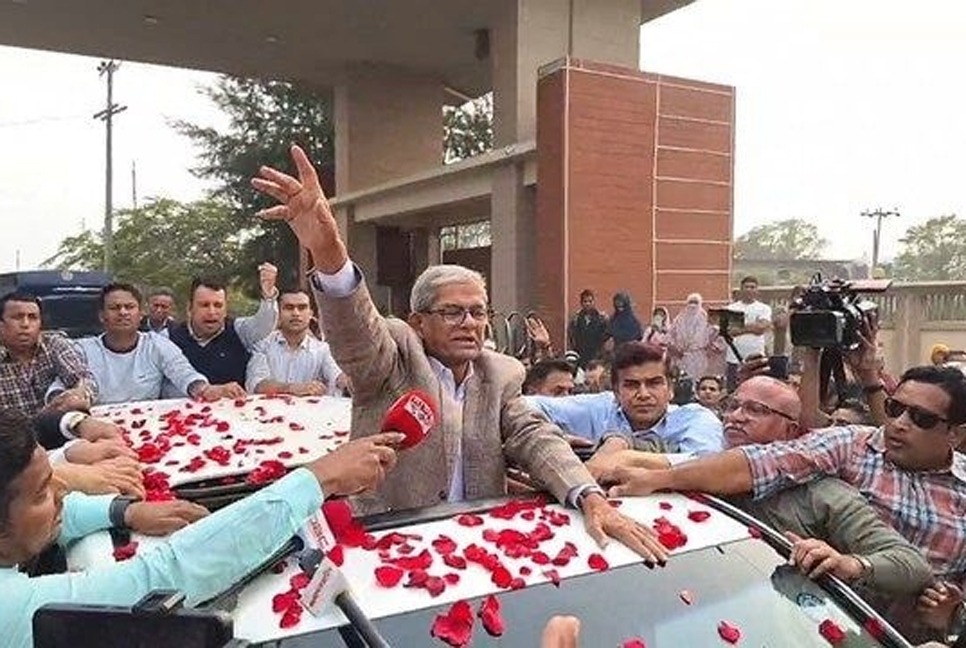 কারাগার থেকে বেরিয়েই মির্জা ফখরুল বললেন, আন্দোলন অব্যাহত থাকবে

